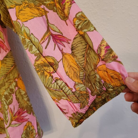 T.E By Tracy Evans floral print Women's Blouse Size L. - Picture 5 of 14